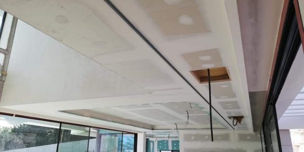 Instalador de sistemas de placa de yeso o Pladur para techos